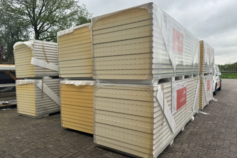 Arcelor Sandwich Wandpaneel 80mm Wit/Wit | Zichtbare Bevestiging - Afbeelding 2