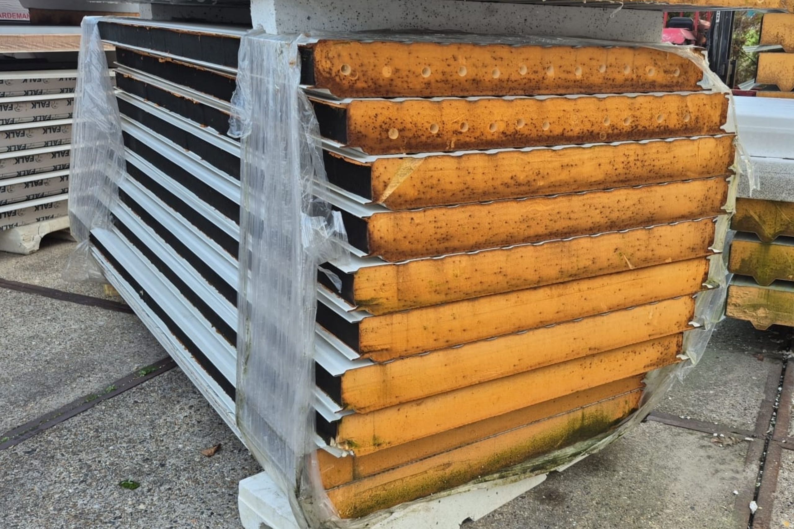 Pakket 39: Sandwich wandpanelen 100mm | Wit | 10 stuks 2600mm