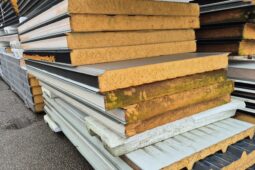 Pakket 68: Sandwich wandpanelen 100mm | Grijs | Lengte 2500mm | € 7,50 per m2