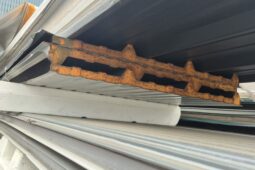 Pakket 96: Sandwich dakpanelen 30mm | Antraciet | Lengte 4000mm | € 7,50 per m2